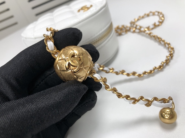 シャネルバッグ素材ディテール